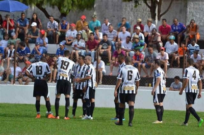 Niterói sai na frente na decisão do Regional da Liga de Patos de Minas