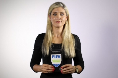 Neuza Back será primeira mulher assistente em jogo internacional de futebol masculino fora do Brasil