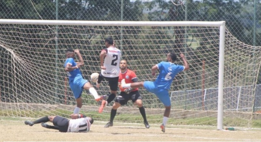 Decisão da Copa Araxá começa equilibrada: Dínamo e Vila empatam sem gols no CT Honorízio Pereira Veloso