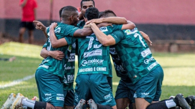 Bola rola nesse domingo pelas semifinais do Campeonato Sicoob Pará de Minas 2023