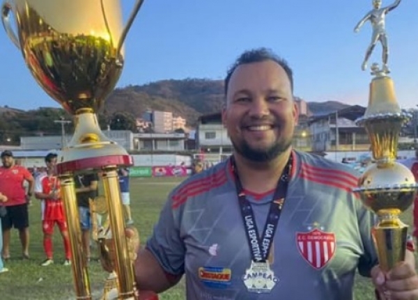 (MEU TIME FC) Democrata (Santana de Cataguases MG) Campeão!