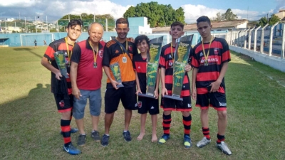 Flamengo, de Divinopolis conquista a Copa Ouro em Pará de Minas