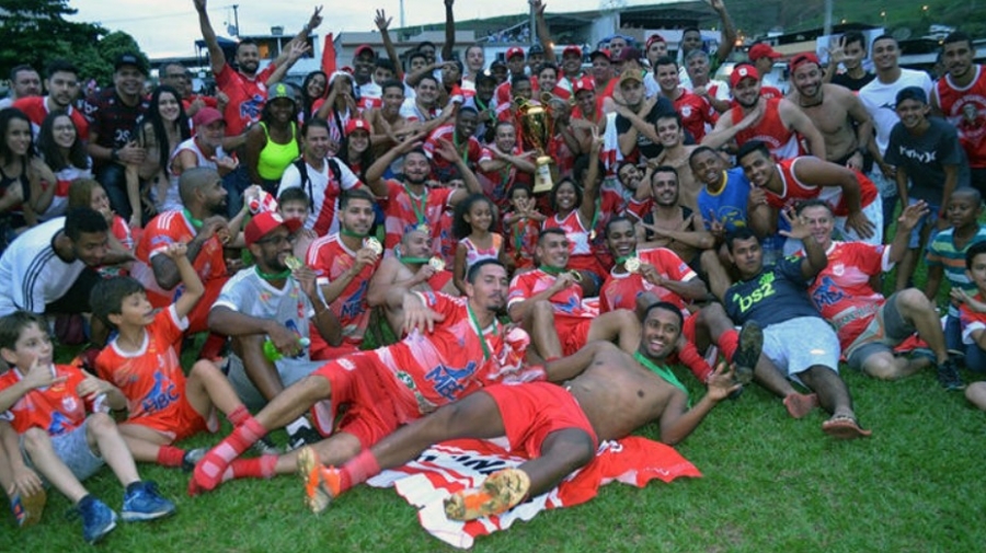 (MEU TIME FC) Nacional (Ubá MG) Campeão!