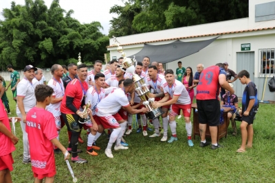 São José levanta a Taça no Campeonato Regional de Futebol Amador de Ibituruna