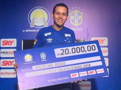 e-Brasileirão: Cruzeiro é bicampeão com Henrykinho; jogador fatura R$ 20 mil