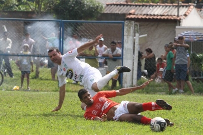 Vila Nova goleia e assume liderança do Grupo A do Amadorão da Liga de Araxá