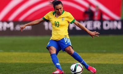 Empresário garante Marta nas Olimpíadas de 2020 pela seleção brasileira