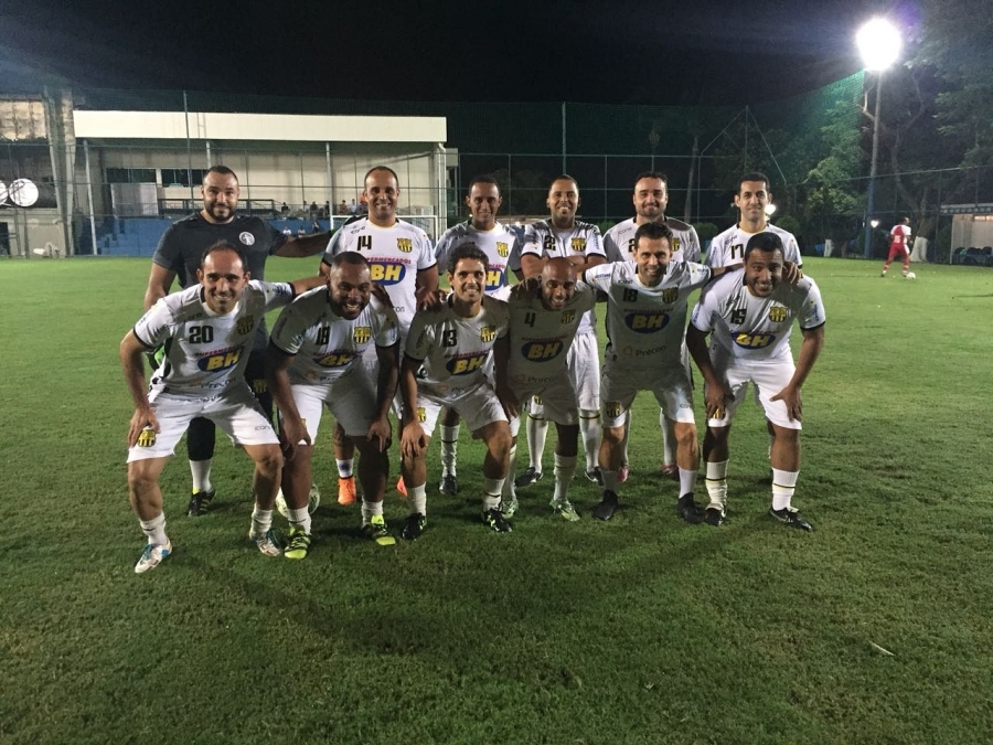 C.R. Direto do ZAPZAP: BASE do Galo anos 90! (shows FC)