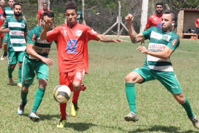 Goleada do Santa Terezinha sobre o Ipiranga marcou a abertura das oitavas da 1ª Divisão de Araxá