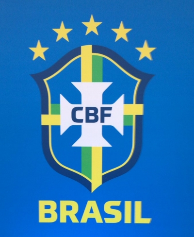 CBF apresenta novo escudo, que só será incluído no uniforme da Seleção em 2020