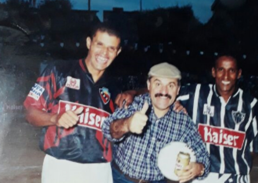 C.R. Direto do ZAPZAP: ÉPOCA boa (Da Centenário...) que insiste em não querer voltar...