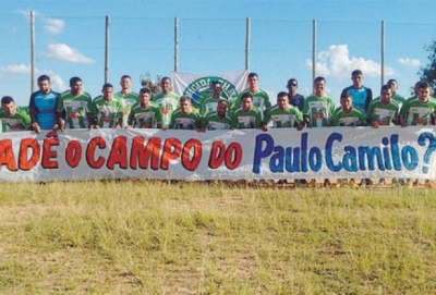 Equipe Paulo Camilo, do bairro PTB em Betim lança campanha por construção de campo