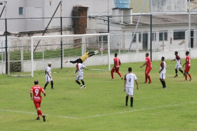 Vila Nova sai na frente na decisão do Amadorão da Liga de Araxa